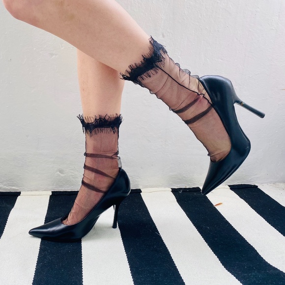 New! Lace Trim Sheer Socks - Picture 3 of 12